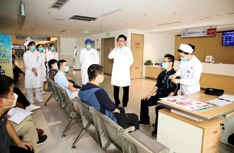 皇冠足球投注网
开展世界睡眠日义诊活动