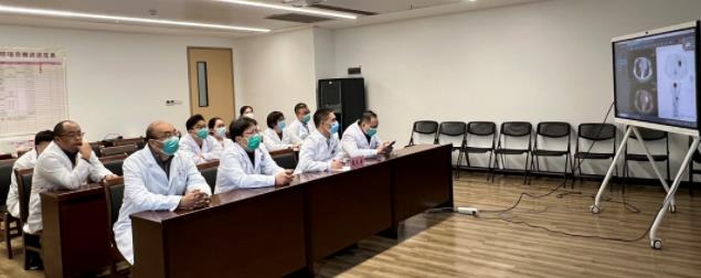 皇冠足球网
（自治区人民医院东院）参加中山一院基础内科学院疑难病例讨论会