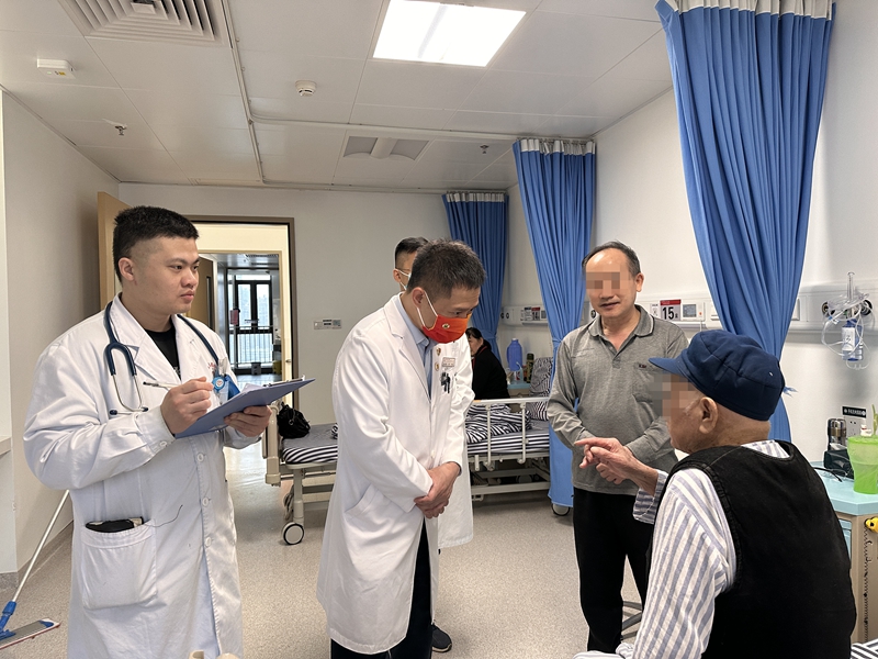 皇冠足球投注网
助105岁老人重获“心”生