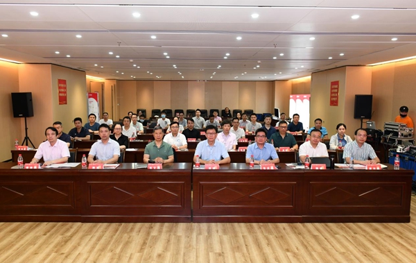 皇冠足球网
举办2023邕城肩关节镜学术研讨会