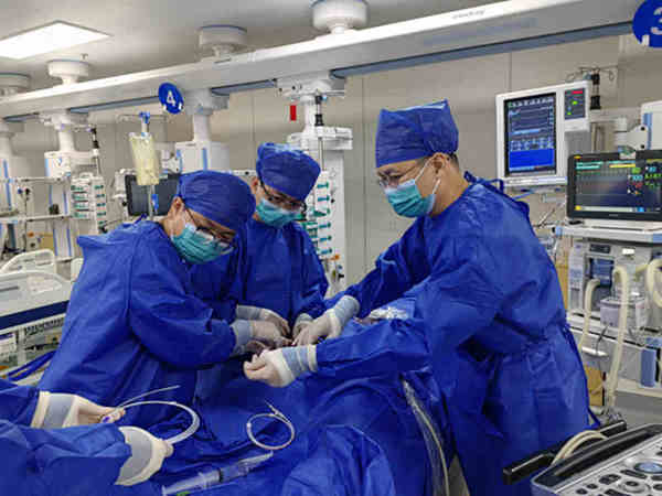 七旬老人突发急性心肌梗死 | 皇冠足球网
多学科联合救治创造“心”奇迹