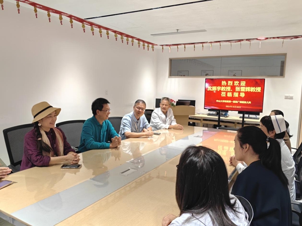 中山一院儿科专家到皇冠足球投注网
儿科开展业务交流