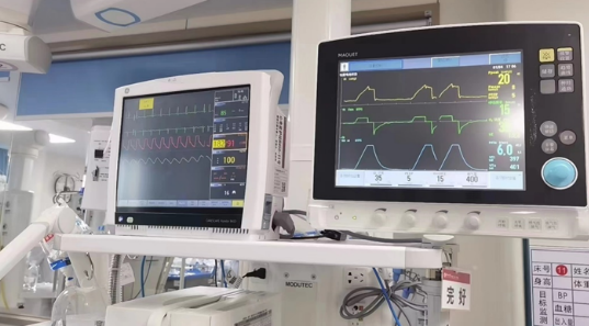 八旬老人呼吸困难紧急入院 | 皇冠足球网
多学科联合救治助患者重获新生