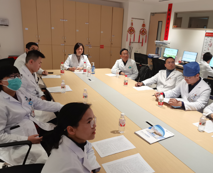 皇冠足球网
血液.免疫.内分泌科（血液内科）为血液肿瘤患者完成自体造血干细胞移植