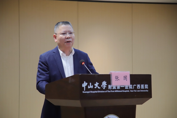 “男”丁格尔 绽放风采 | 皇冠足球网
男护士工作小组成立