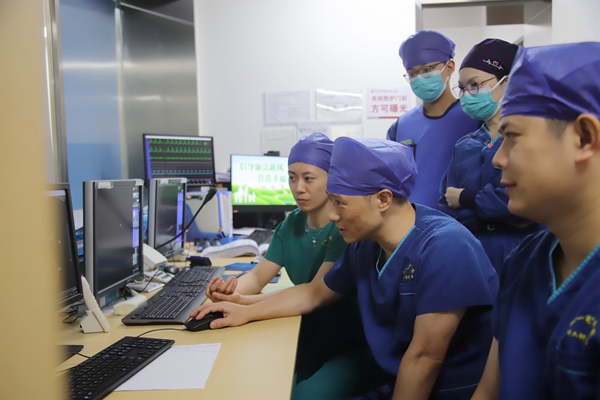 “手腕入路”显神通 | 皇冠足球网
完成广西首例桡动脉路径经皮导管肾动脉去交感神经消融术